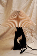 Saviour Lamp Black